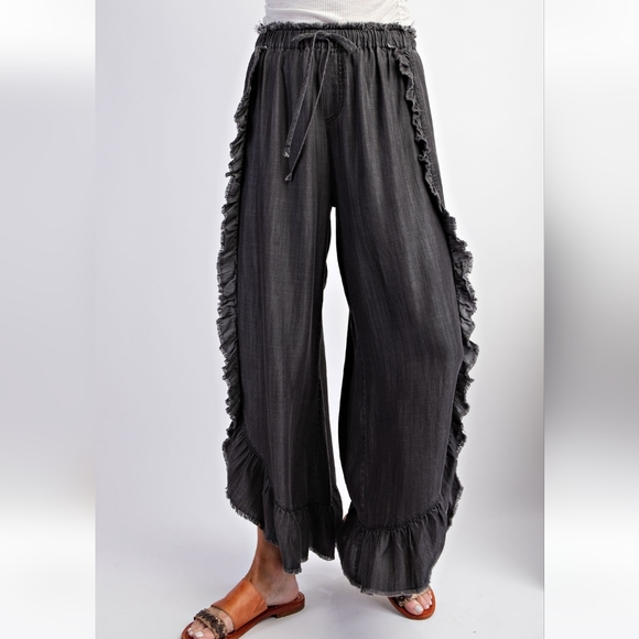 New Easel Black Ruffle Chambray Relaxed Fit Pants - Picture 2 of 6